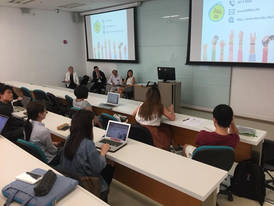 The local organising committee members and volunteers at HKU to promote the 2018 APBC